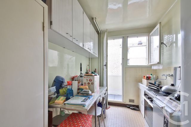 Afficher la photo en grand Appartement F3 à vendre - 3 pièces - 55.06 m2 - PARIS - 75015 - ILE-DE-FRANCE - Century 21 Charles Michels