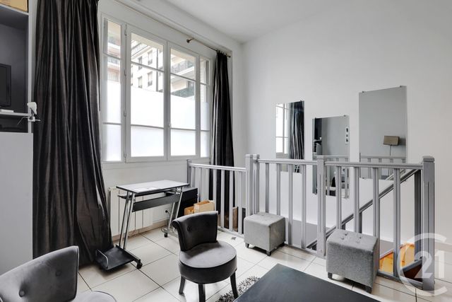 Appartement F3 à vendre - 3 pièces - 33.0 m2 - PARIS - 75015 - ILE-DE-FRANCE - Century 21 Charles Michels