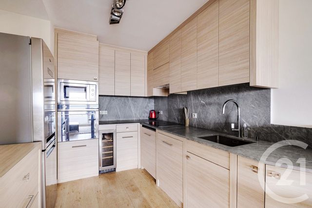 Appartement F2 à vendre - 2 pièces - 46.37 m2 - PARIS - 75015 - ILE-DE-FRANCE - Century 21 Charles Michels