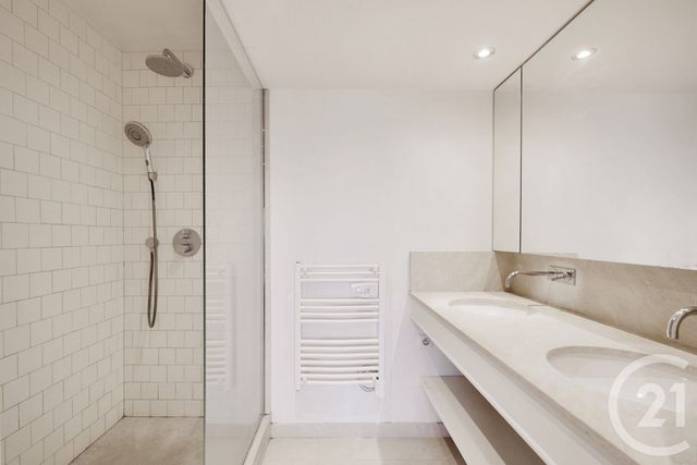 Appartement F2 à vendre - 2 pièces - 46.37 m2 - PARIS - 75015 - ILE-DE-FRANCE - Century 21 Charles Michels