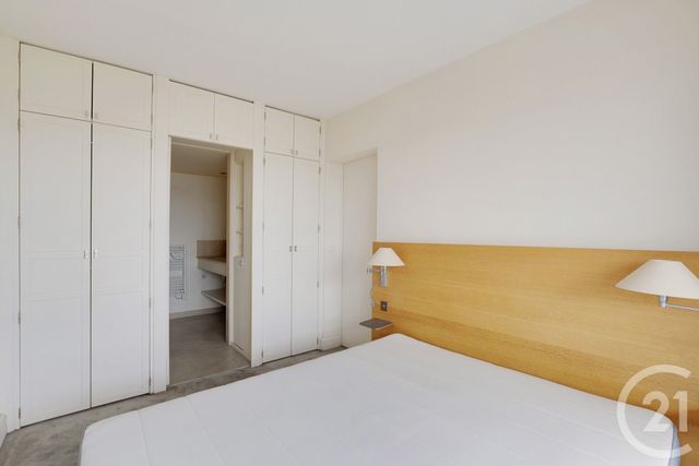 Appartement F2 à vendre - 2 pièces - 46.37 m2 - PARIS - 75015 - ILE-DE-FRANCE - Century 21 Charles Michels