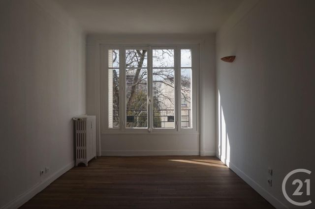 Studio à louer - 1 pièce - 25.09 m2 - PARIS - 75015 - ILE-DE-FRANCE - Century 21 Charles Michels