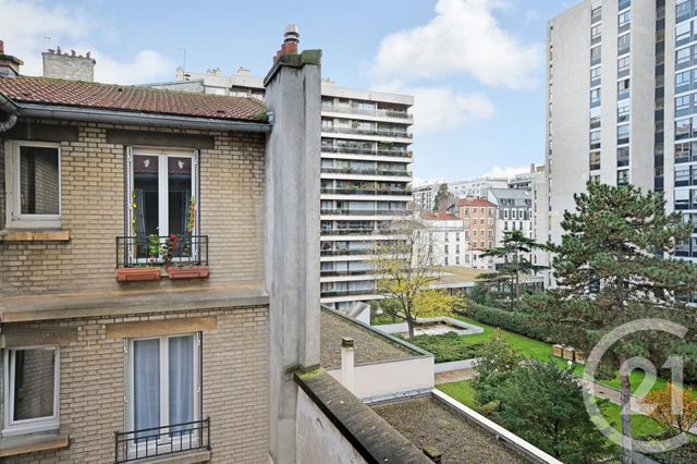 Appartement F2 à vendre - 2 pièces - 33.77 m2 - PARIS - 75015 - ILE-DE-FRANCE - Century 21 Charles Michels