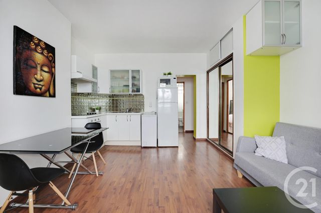 Appartement F2 à vendre - 2 pièces - 31.0 m2 - PARIS - 75015 - ILE-DE-FRANCE - Century 21 Charles Michels