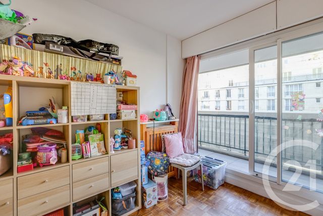 Appartement F3 à vendre - 3 pièces - 66.38 m2 - PARIS - 75015 - ILE-DE-FRANCE - Century 21 Charles Michels