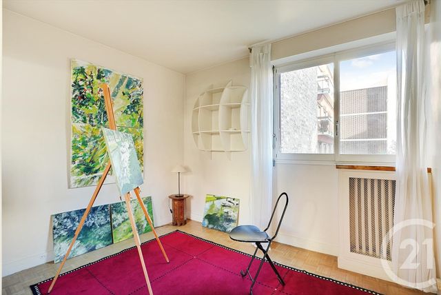 Afficher la photo en grand Appartement F3 à vendre - 3 pièces - 56.3 m2 - PARIS - 75015 - ILE-DE-FRANCE - Century 21 Charles Michels