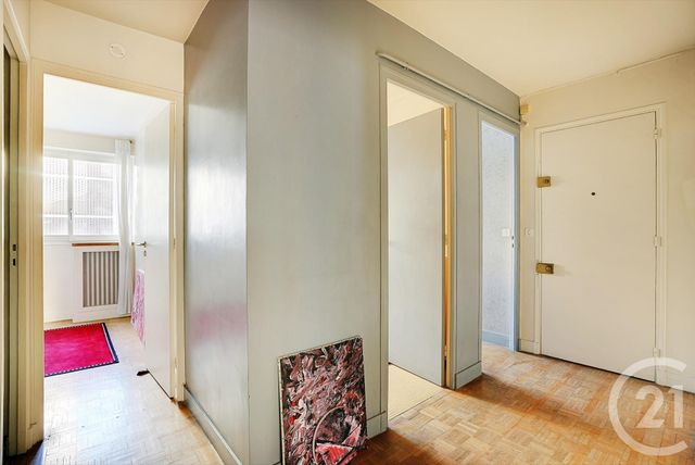 Afficher la photo en grand Appartement F3 à vendre - 3 pièces - 56.3 m2 - PARIS - 75015 - ILE-DE-FRANCE - Century 21 Charles Michels