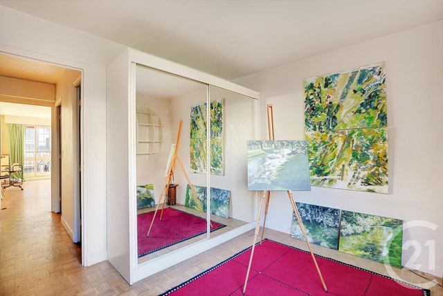 Afficher la photo en grand Appartement F3 à vendre - 3 pièces - 56.3 m2 - PARIS - 75015 - ILE-DE-FRANCE - Century 21 Charles Michels