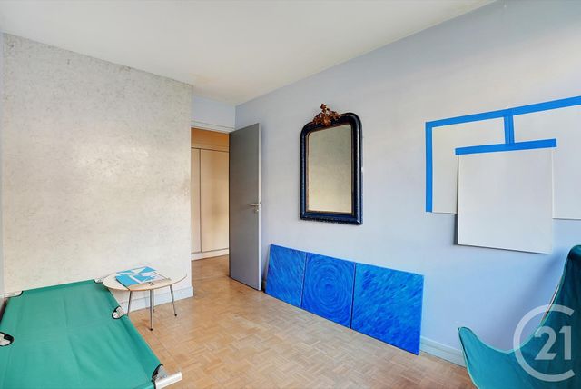 Afficher la photo en grand Appartement F3 à vendre - 3 pièces - 56.3 m2 - PARIS - 75015 - ILE-DE-FRANCE - Century 21 Charles Michels