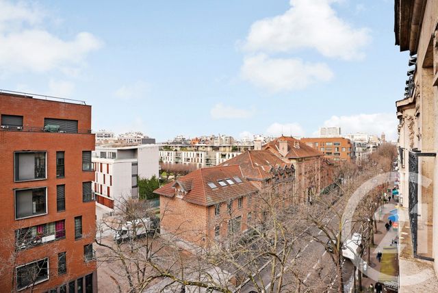 Appartement F3 à vendre - 3 pièces - 67.0 m2 - PARIS - 75015 - ILE-DE-FRANCE - Century 21 Charles Michels