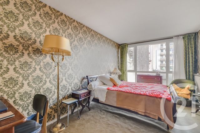 Appartement F4 à vendre - 4 pièces - 74.06 m2 - PARIS - 75015 - ILE-DE-FRANCE - Century 21 Charles Michels