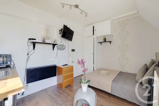 Appartement Chambre à vendre - 1 pièce - 12.7 m2 - PARIS - 75015 - ILE-DE-FRANCE - Century 21 Charles Michels