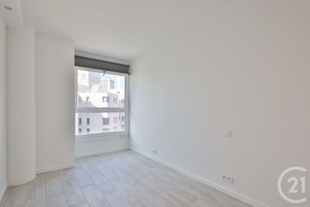 Afficher la photo en grand Appartement F3 à vendre - 3 pièces - 62.0 m2 - PARIS - 75015 - ILE-DE-FRANCE - Century 21 Charles Michels