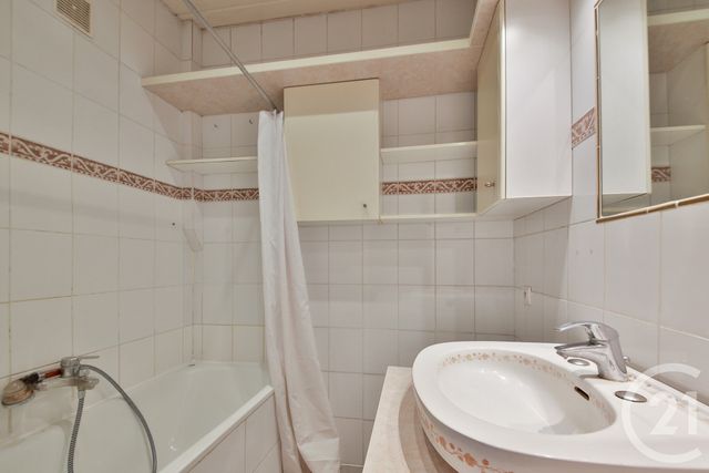 Appartement F3 à vendre - 3 pièces - 48.07 m2 - PARIS - 75015 - ILE-DE-FRANCE - Century 21 Charles Michels