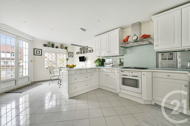 maison à vendre - 6 pièces - 173.88 m2 - CHAMPIGNY SUR MARNE - 94 - ILE-DE-FRANCE - Century 21 Charles Michels