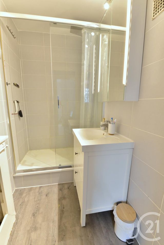 Appartement à louer - 4 pièces - 68.55 m2 - 92 - ILE-DE-FRANCE - Century 21 Charles Michels