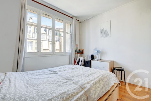 Appartement F2 à vendre - 2 pièces - 36.73 m2 - PARIS - 75015 - ILE-DE-FRANCE - Century 21 Charles Michels