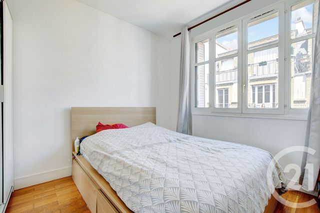 Appartement F2 à vendre - 2 pièces - 36.73 m2 - PARIS - 75015 - ILE-DE-FRANCE - Century 21 Charles Michels