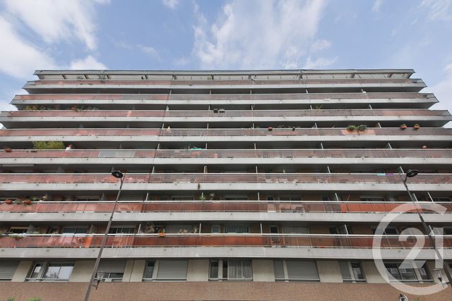 Appartement T1 à vendre - 1 pièce - 34.0 m2 - PARIS - 75011 - ILE-DE-FRANCE - Century 21 Charles Michels