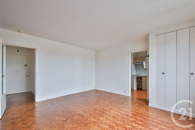 Appartement T1 à vendre - 1 pièce - 34.0 m2 - PARIS - 75011 - ILE-DE-FRANCE - Century 21 Charles Michels