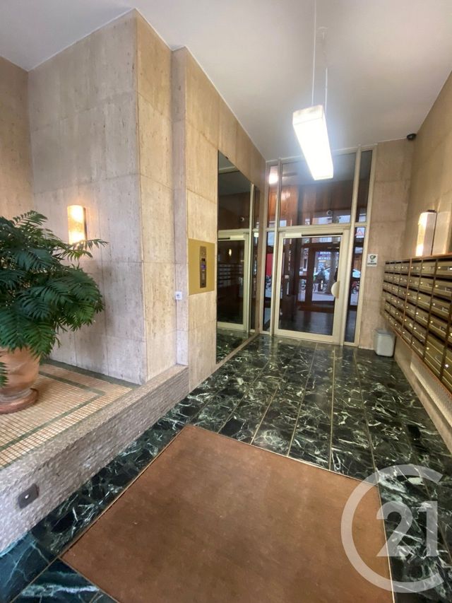 parking à vendre - 20.0 m2 - PARIS - 75015 - ILE-DE-FRANCE - Century 21 Charles Michels