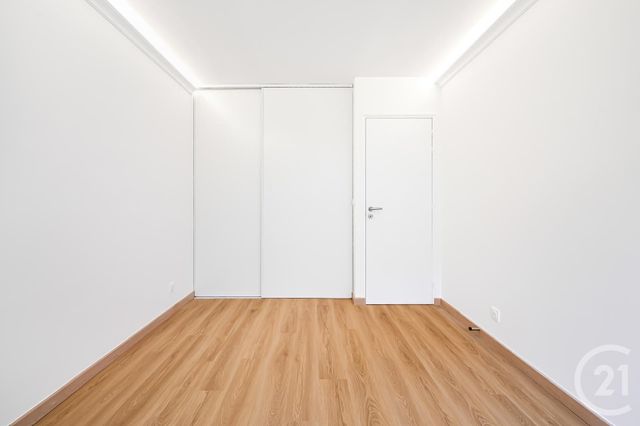 Appartement F3 à vendre - 3 pièces - 61.23 m2 - PARIS - 75015 - ILE-DE-FRANCE - Century 21 Charles Michels