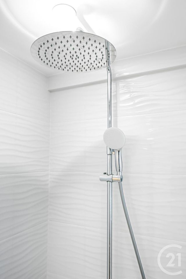 Appartement F3 à vendre - 3 pièces - 61.23 m2 - PARIS - 75015 - ILE-DE-FRANCE - Century 21 Charles Michels