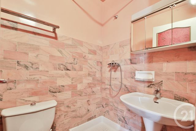 Afficher la photo en grand Appartement à vendre - 6 pièces - 144.22 m2 - PARIS - 75015 - ILE-DE-FRANCE - Century 21 Charles Michels