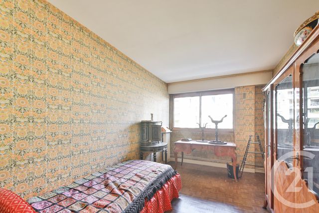 Afficher la photo en grand Appartement à vendre - 6 pièces - 144.22 m2 - PARIS - 75015 - ILE-DE-FRANCE - Century 21 Charles Michels