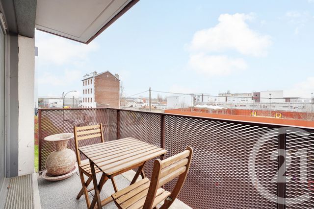 Appartement F3 à vendre - 3 pièces - 64.0 m2 - ST DENIS - 93 - ILE-DE-FRANCE - Century 21 Charles Michels