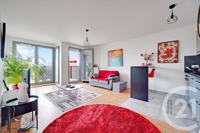 Appartement F3 à vendre - 3 pièces - 64.0 m2 - ST DENIS - 93 - ILE-DE-FRANCE - Century 21 Charles Michels