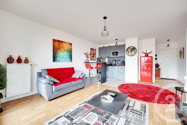 Appartement F3 à vendre - 3 pièces - 64.0 m2 - ST DENIS - 93 - ILE-DE-FRANCE - Century 21 Charles Michels