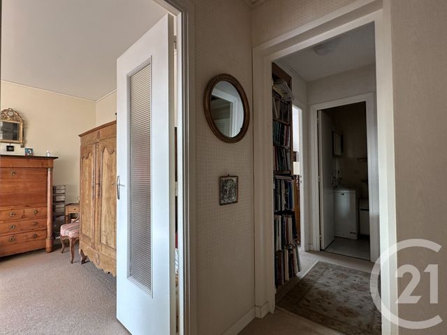 Appartement F2 à vendre - 2 pièces - 46.1 m2 - PARIS - 75015 - ILE-DE-FRANCE - Century 21 Charles Michels