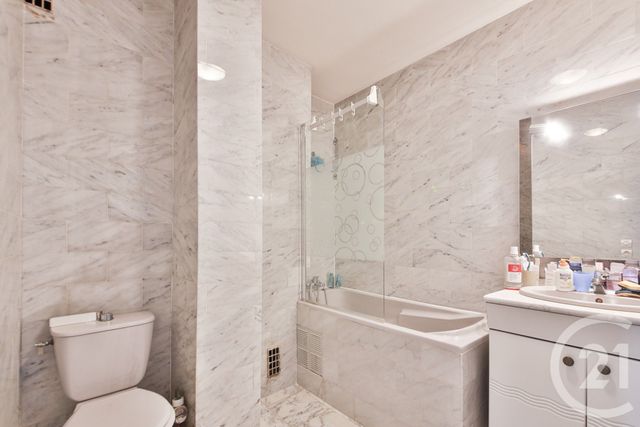 Appartement à vendre - 3 pièces - 61.55 m2 - PARIS - 75015 - ILE-DE-FRANCE - Century 21 Charles Michels