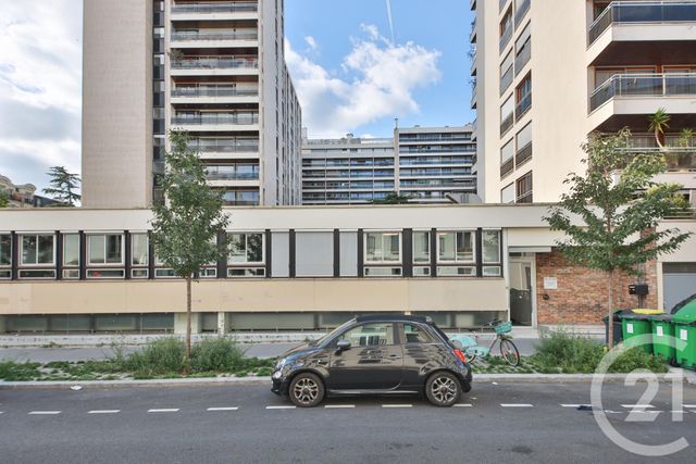 Appartement Studio à vendre - 1 pièce - 29.02 m2 - PARIS - 75015 - ILE-DE-FRANCE - Century 21 Charles Michels