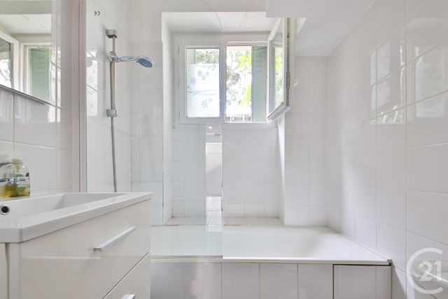 Appartement Studio à vendre - 1 pièce - 29.02 m2 - PARIS - 75015 - ILE-DE-FRANCE - Century 21 Charles Michels