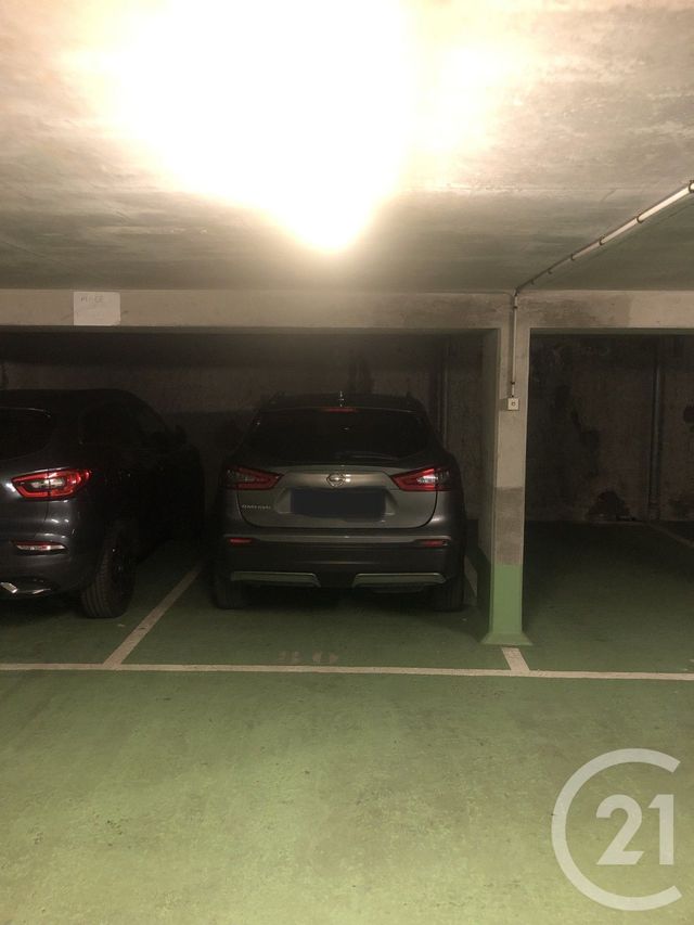 parking à vendre - 10.0 m2 - PARIS - 75015 - ILE-DE-FRANCE - Century 21 Charles Michels
