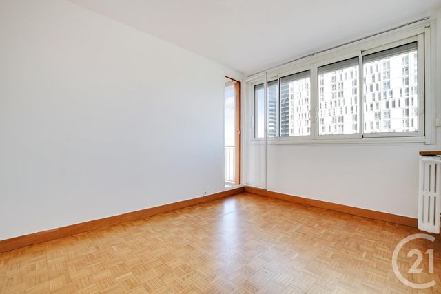 Afficher la photo en grand Appartement F3 à louer - 3 pièces - 80.47 m2 - PARIS - 75015 - ILE-DE-FRANCE - Century 21 Charles Michels