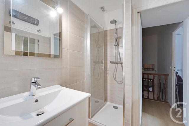 Appartement Duplex à vendre - 3 pièces - 42.02 m2 - PARIS - 75015 - ILE-DE-FRANCE - Century 21 Charles Michels