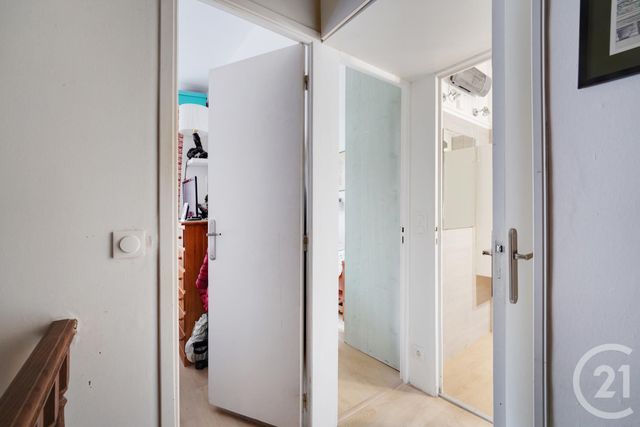 Appartement Duplex à vendre - 3 pièces - 42.02 m2 - PARIS - 75015 - ILE-DE-FRANCE - Century 21 Charles Michels