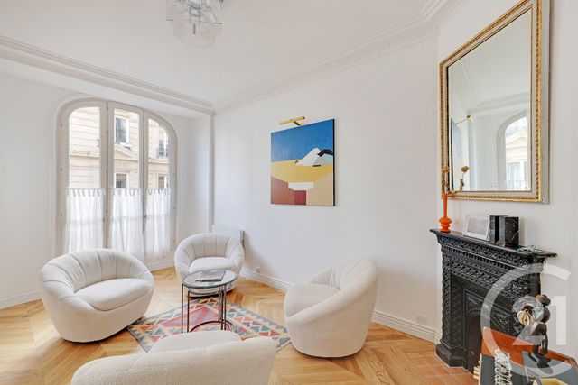 Appartement F2 bis à vendre - 2 pièces - 47.0 m2 - PARIS - 75015 - ILE-DE-FRANCE - Century 21 Charles Michels