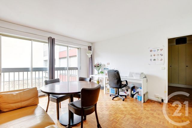 Appartement F2 à vendre - 2 pièces - 48.74 m2 - PARIS - 75015 - ILE-DE-FRANCE - Century 21 Charles Michels