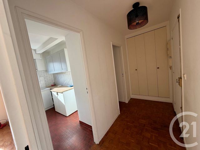Appartement F2 à vendre - 2 pièces - 48.74 m2 - PARIS - 75015 - ILE-DE-FRANCE - Century 21 Charles Michels