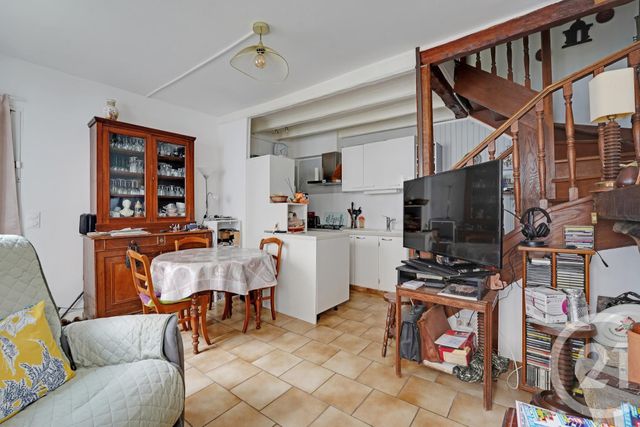 Appartement Duplex à vendre - 3 pièces - 42.02 m2 - PARIS - 75015 - ILE-DE-FRANCE - Century 21 Charles Michels