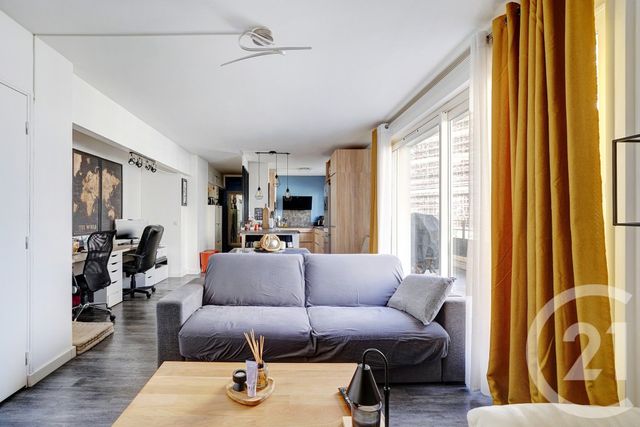 Appartement F2 à vendre - 2 pièces - 55.0 m2 - PARIS - 75015 - ILE-DE-FRANCE - Century 21 Charles Michels