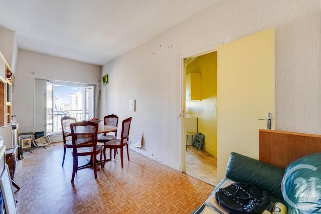 Appartement F2 à vendre - 2 pièces - 41.66 m2 - PARIS - 75015 - ILE-DE-FRANCE - Century 21 Charles Michels