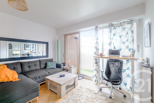 Appartement F1 à vendre - 1 pièce - 30.43 m2 - PARIS - 75015 - ILE-DE-FRANCE - Century 21 Charles Michels