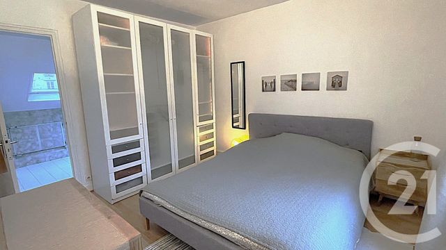 Appartement F2 bis à louer - 2 pièces - 42.04 m2 - PARIS - 75015 - ILE-DE-FRANCE - Century 21 Charles Michels