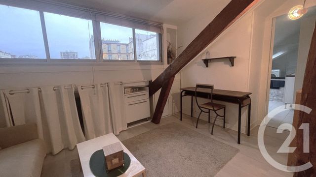 Appartement F2 bis à louer - 2 pièces - 42.04 m2 - PARIS - 75015 - ILE-DE-FRANCE - Century 21 Charles Michels