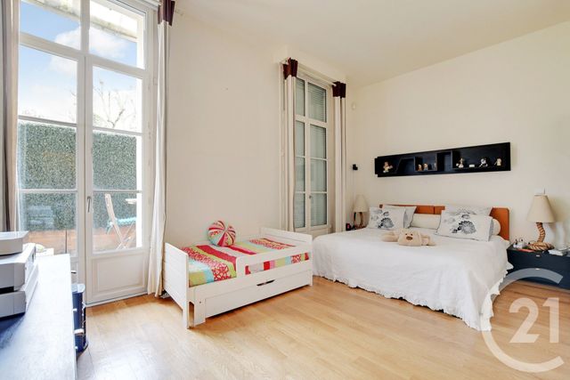 Appartement à vendre - 3 pièces - 120.0 m2 - PARIS - 75116 - ILE-DE-FRANCE - Century 21 Charles Michels